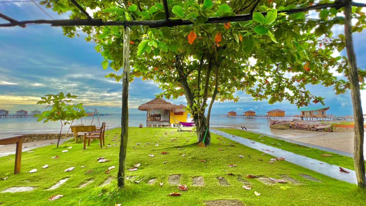 Freedom Beach Resort Phú Quốc Exterior photo